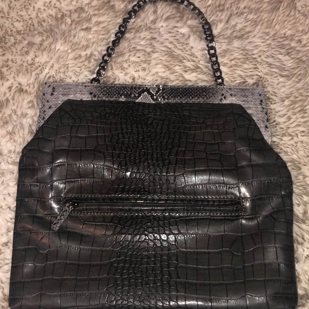 SONDRA ROBERTS  Snake Print Purse.